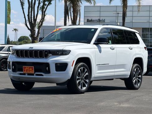 Used 2021 Jeep Grand Cherokee L Overland w/ Advanced Protech Group III AWD/4WD image 7