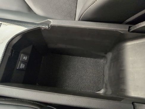 Used 2022 Toyota Camry XSE w/ Navigation Package FWD image 40