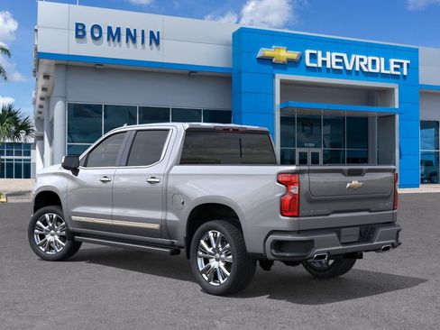 New 2026 Chevrolet Silverado 1500 High Country AWD/4WD image 4