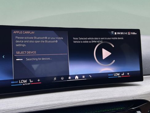 Used 2025 BMW 330i Sedan image 17