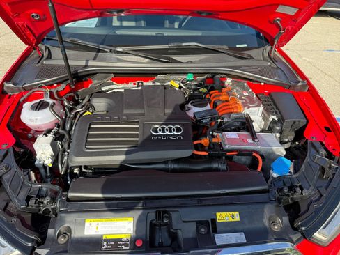 Used 2017 Audi A3 e-tron Premium Plus w/ Premium Plus Package FWD image 20