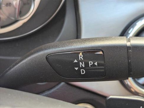 Used 2015 Mercedes-Benz GLA 250 4MATIC image 6