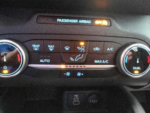 Used 2024 Ford Escape Active image 31