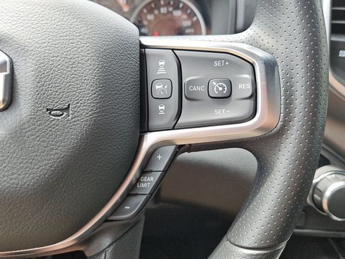New 2026 RAM 1500 Express AWD/4WD image 22