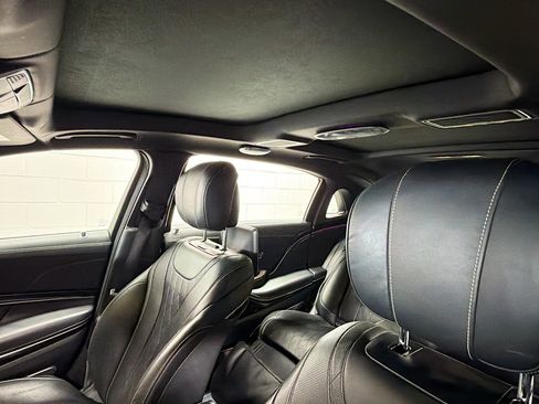 Used 2020 Mercedes-Benz Maybach S 560 4MATIC image 26