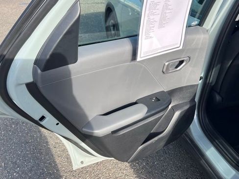 Certified 2025 Kia K4 LXS image 13