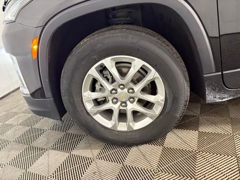 Used 2023 Chevrolet Traverse LS w/ Safety Package image 23