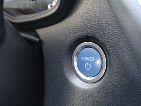 Used 2022 Toyota Corolla LE FWD image 25