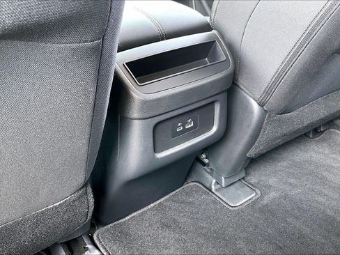 Used 2025 Nissan Pathfinder S AWD/4WD image 10