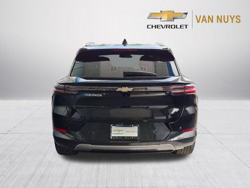 Used 2024 Chevrolet Equinox EV LT FWD image 6