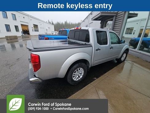 Used 2015 Nissan Frontier SV w/ SV Value Truck Package image 4