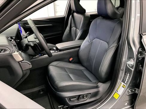 Used 2025 Toyota Camry XSE FWD image 24