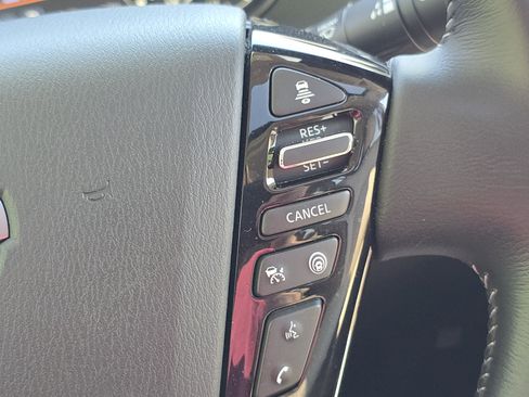 Used 2024 Nissan Armada SL w/ Captain's Chairs Package AWD/4WD image 12