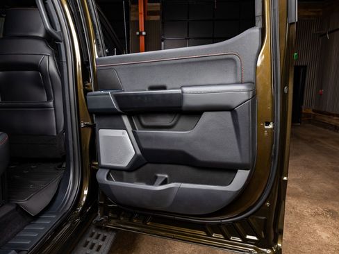 Used 2025 Ford F150 Raptor image 39