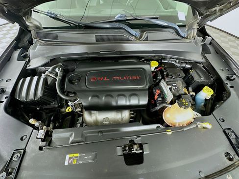 Used 2018 Jeep Compass Latitude w/ Popular Equipment Group image 31