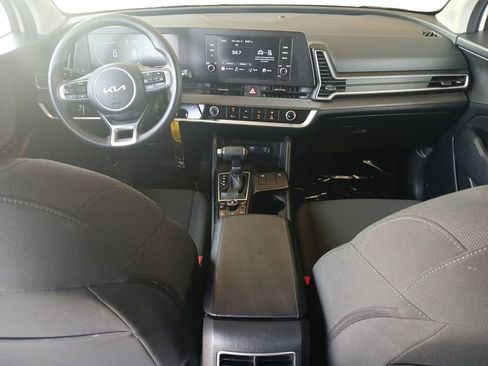 Used 2024 Kia Sportage LX image 10
