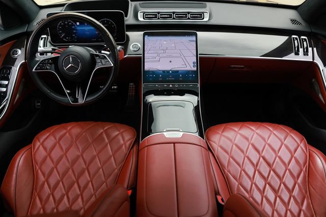 Used 2022 Mercedes-Benz S 580 4MATIC Sedan image 2