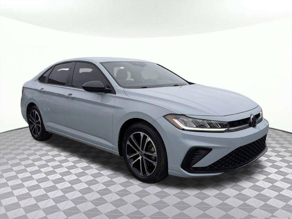 Used 2025 Volkswagen Jetta Sport FWD image 1