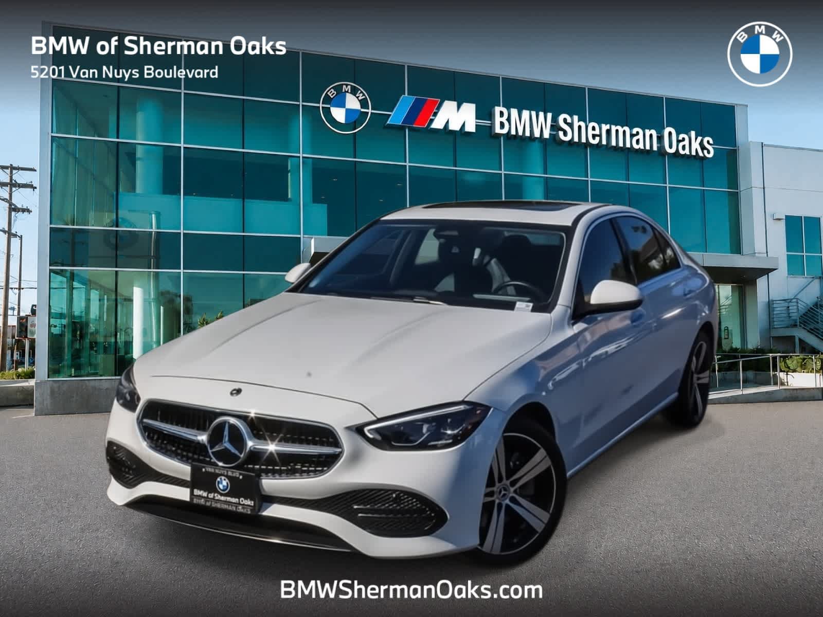 Used 2025 Mercedes-Benz C 300 Sedan image 2