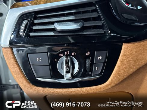 Used 2019 BMW 540i w/ M Sport Package RWD image 17