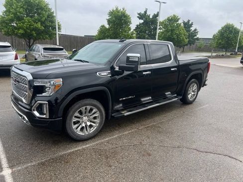 Used 2020 GMC Sierra 1500 Denali w/ Technology Package AWD/4WD image 1