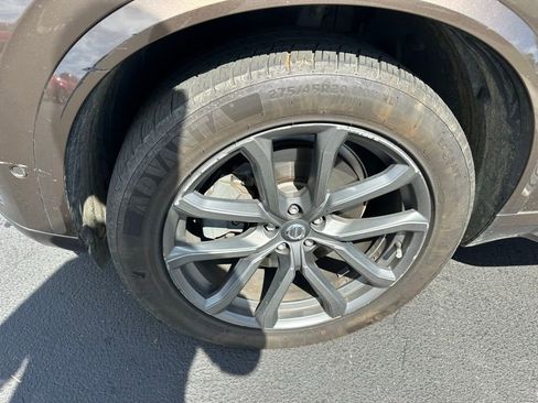 Used 2016 Volvo XC90 T6 Momentum w/ Momentum Plus Package image 7