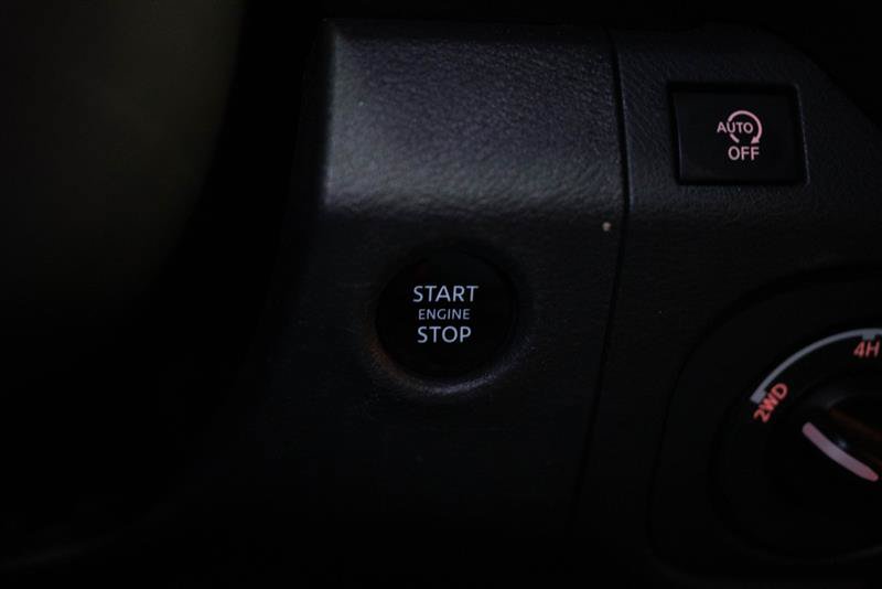 Used 2026 Nissan Frontier PRO-4X AWD/4WD image 25