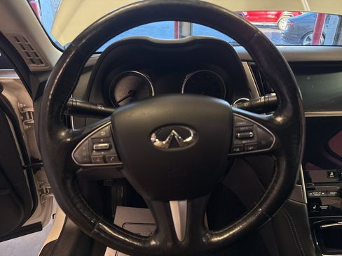Used 2016 INFINITI Q50 Premium w/ 2.0T Premium Plus Package AWD/4WD image 18