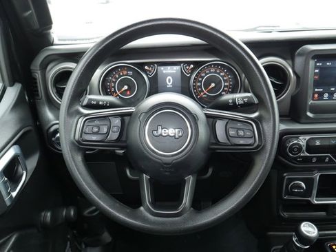 Used 2023 Jeep Gladiator Sport AWD/4WD image 14