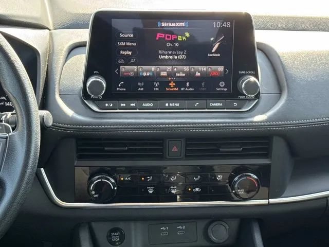 Used 2024 Nissan Rogue S AWD/4WD image 16