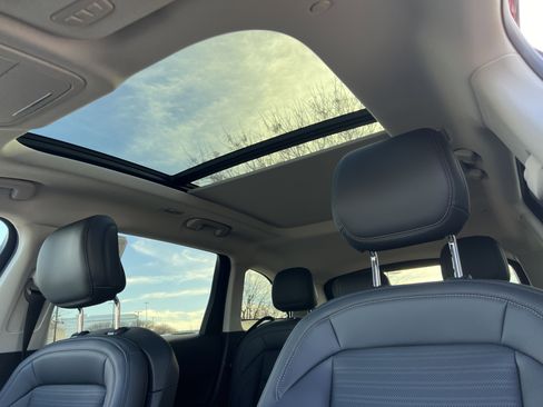 New 2026 Lincoln Nautilus Reserve w/ Jet Appearance Package image 29