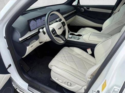 Used 2025 Genesis GV80 3.5T Prestige AWD/4WD image 9