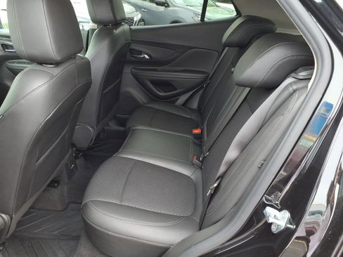 Used 2022 Buick Encore Preferred w/ Safety Package AWD/4WD image 7