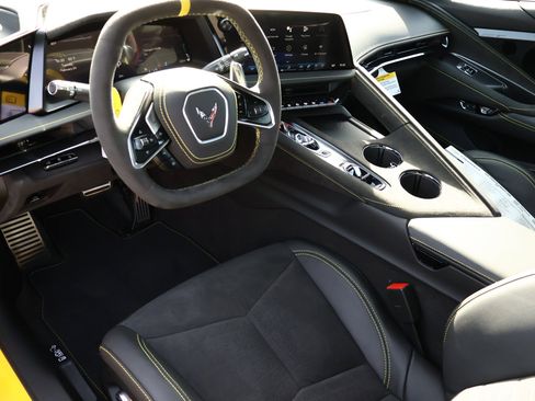 New 2026 Chevrolet Corvette Stingray Premium Conv w/ Z51 Performance Package image 2