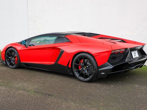 Used 2014 Lamborghini Aventador LP 720-4 50th Anniversario image 19