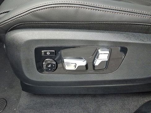 Certified 2026 BMW X6 xDrive40i AWD/4WD image 14