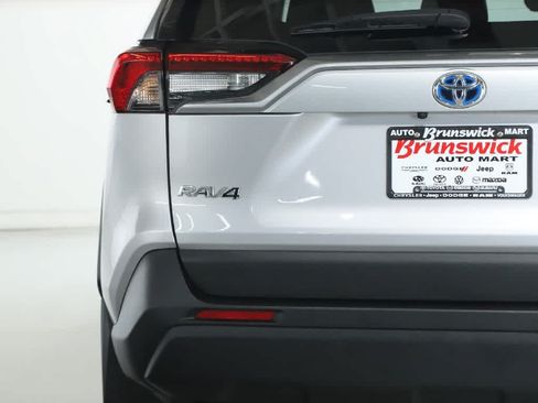 Certified 2024 Toyota RAV4 XLE AWD/4WD image 44