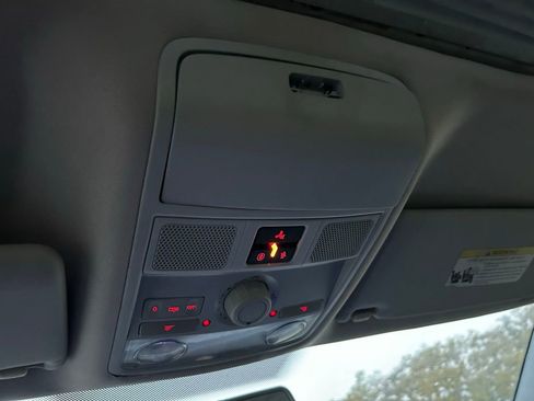 Used 2010 Volkswagen Jetta Limited Edition image 25