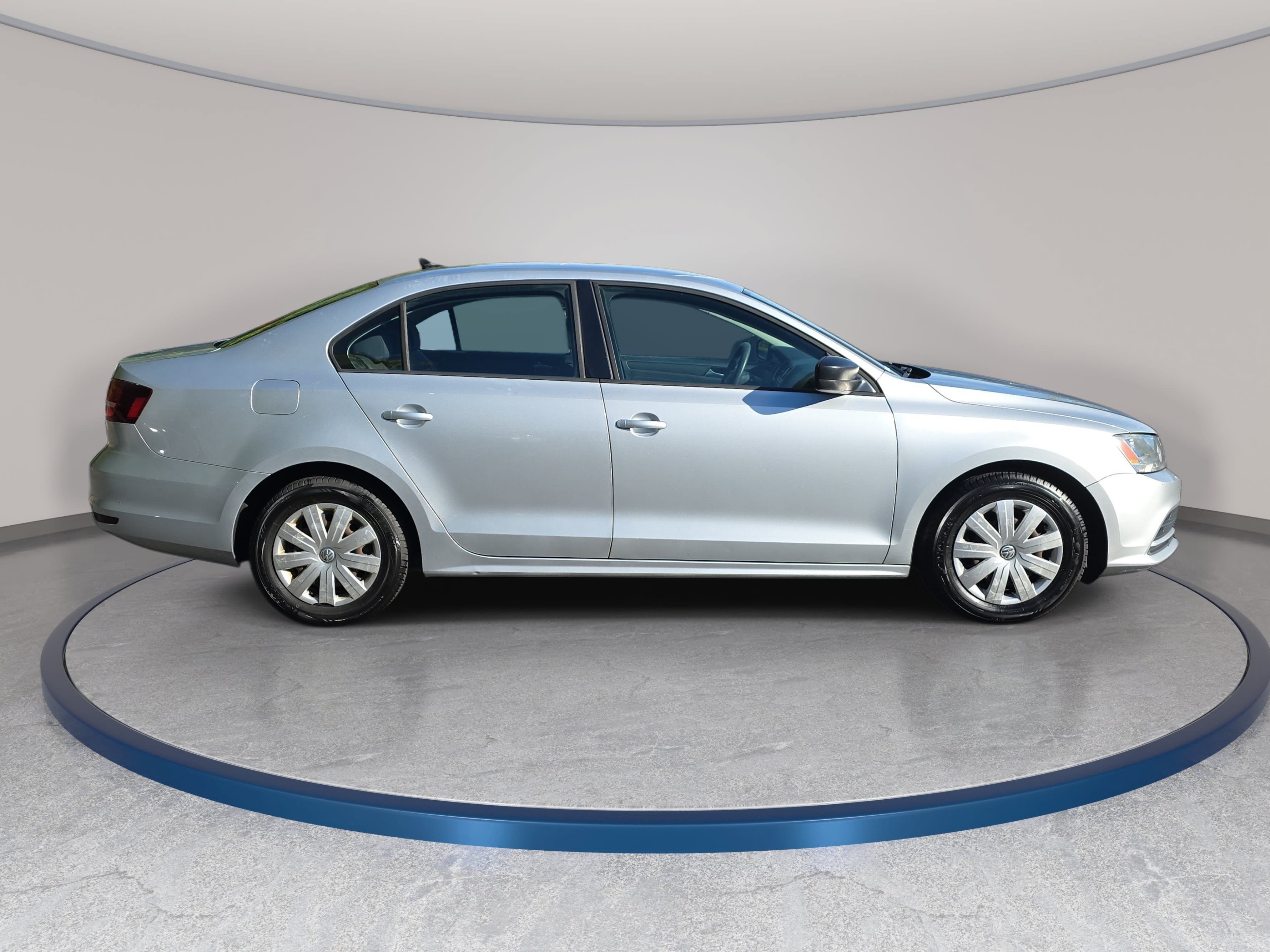 Used 2016 Volkswagen Jetta S FWD image 4