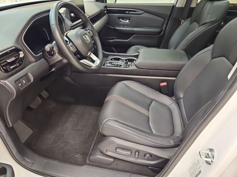 Certified 2025 Honda Pilot Touring image 20