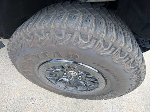 Used 2024 Ford Bronco Wildtrak AWD/4WD image 33