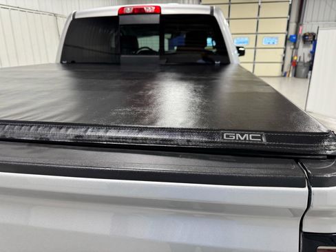 Used 2018 GMC Sierra 1500 Denali w/ Denali Ultimate Package image 9