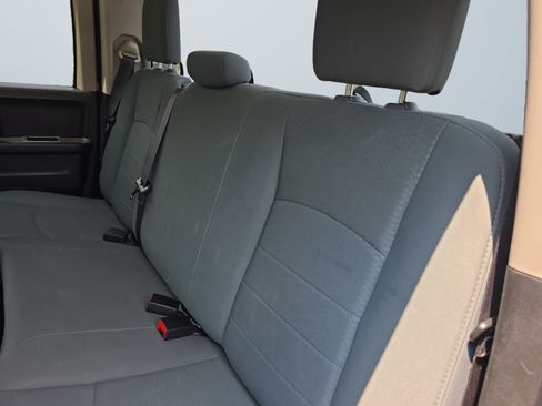 Used 2019 RAM 1500 Express AWD/4WD image 14