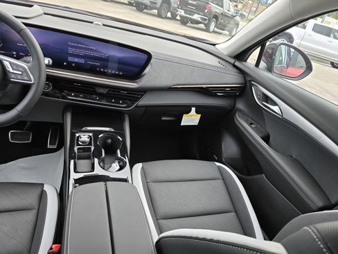 New 2024 Buick Envision Sport Touring image 22