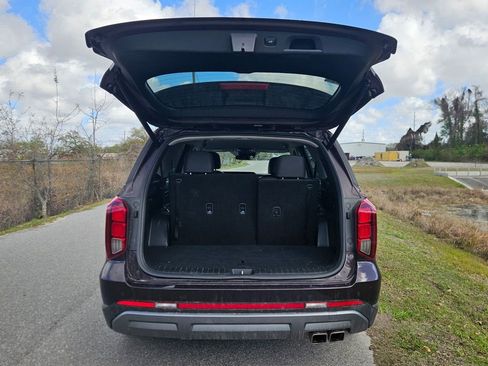 Used 2024 Hyundai Palisade SEL image 9