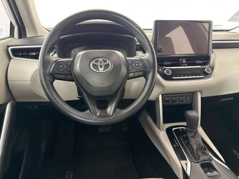 Certified 2024 Toyota Corolla Cross L FWD image 28