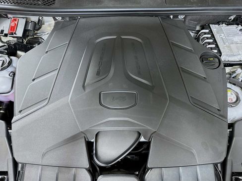 New 2026 Porsche Cayenne E-Hybrid image 32