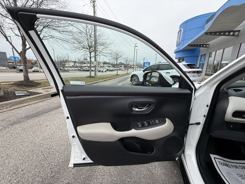 New 2026 Honda HR-V EX-L image 11