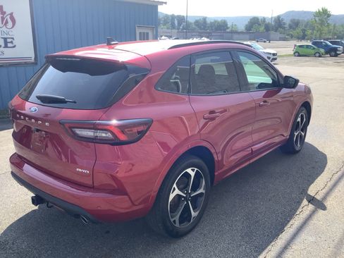 Used 2023 Ford Escape ST-Line Select w/ Tech Pack #2 image 7