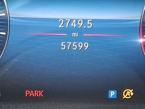 Used 2025 Mercedes-Benz CLA 250 4MATIC image 16